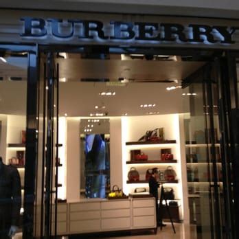 Burberry short hills